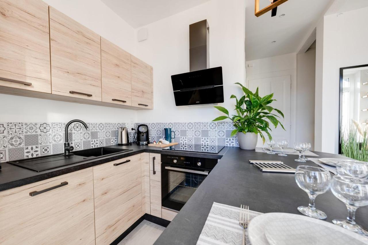 Le Balcon Annecien 4 - Rooftop View For 2-4 People Annecy Bagian luar foto